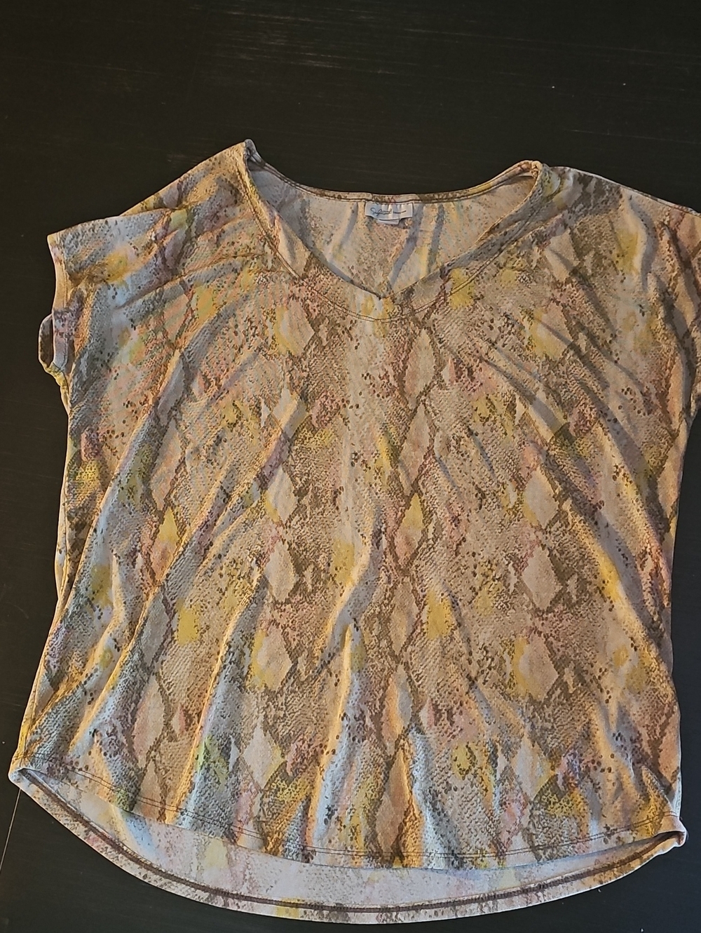 Jaclyn Smith Short-Sleeve V-Neck Top in Yellow and Taupe Snake Print